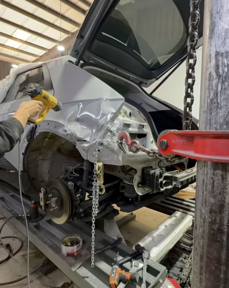 imgi_4_619782960_18085710722469463_7039679996546729658_n